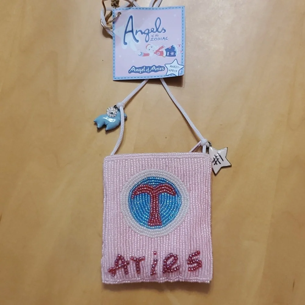 ARIES mini pink change purse 👛 - Picture 2 of 10